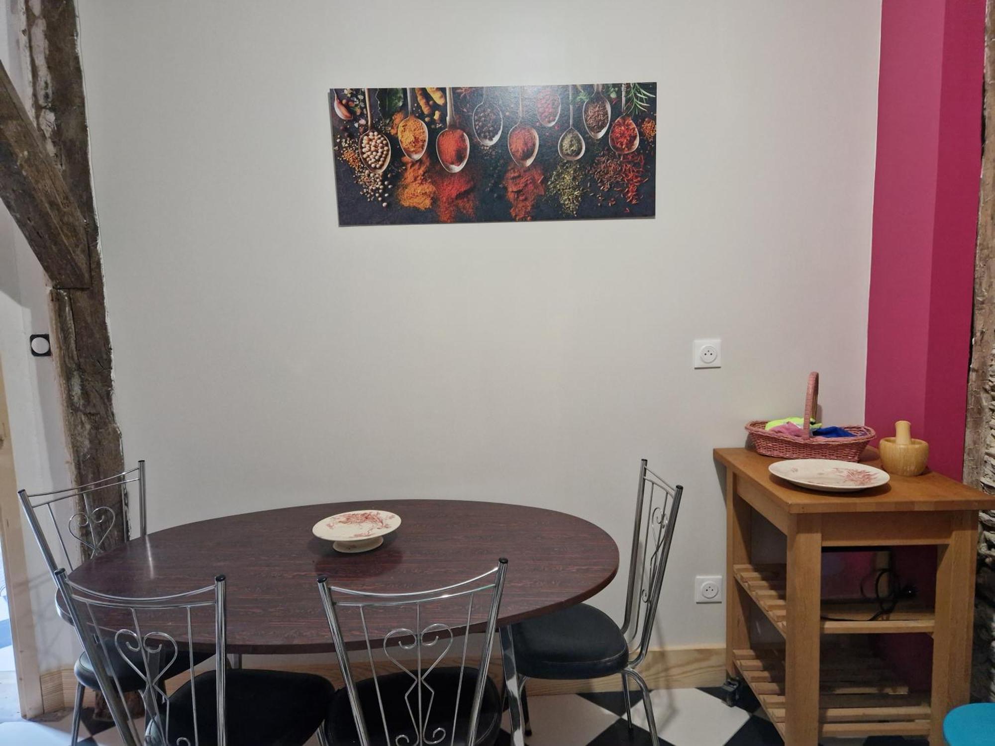 Le Jardin Aux Camelias Apartment ลารอช-ซูร์-ยง ภายนอก รูปภาพ