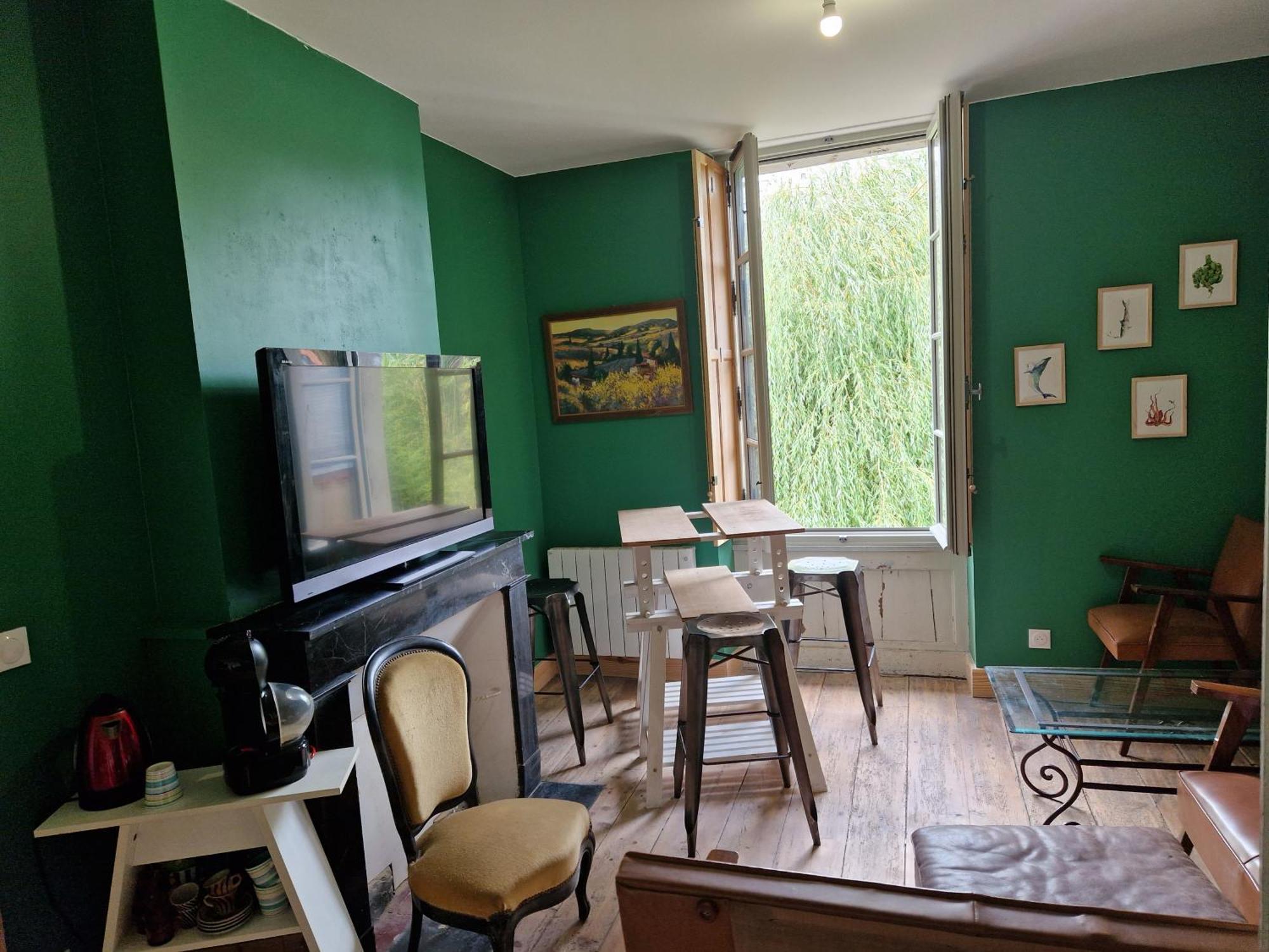 Le Jardin Aux Camelias Apartment ลารอช-ซูร์-ยง ภายนอก รูปภาพ
